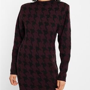 Express XS Houndstooth Mock Neck Padded
Shoulder Sweater Dress